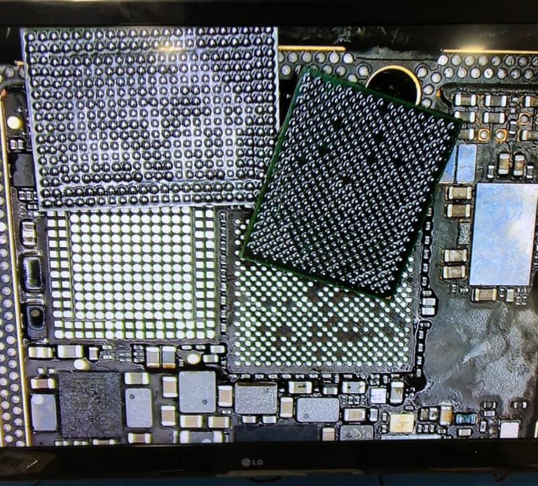 An iPhone 15 Pro Max rebooting every 3 min. CPU reball did the trick to get this phone repaired!