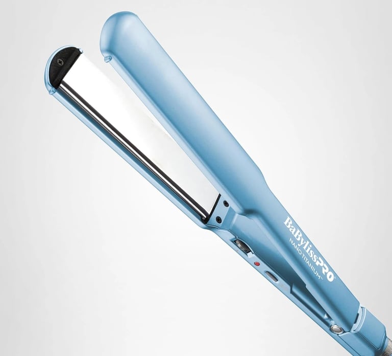 BaBylissPRO Nano Titanium Ultra‑Thin Flat Iron