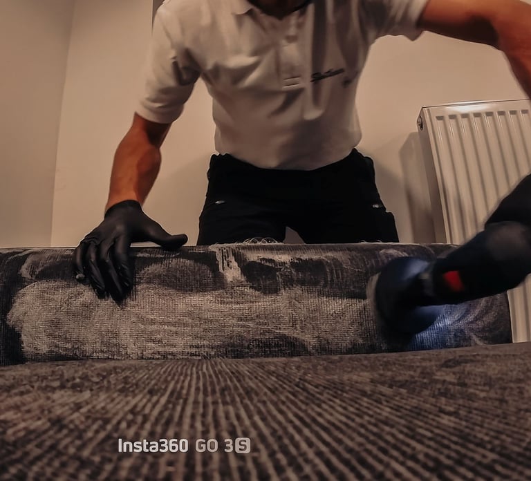 Intervention nettoyage canapé à Charleroi