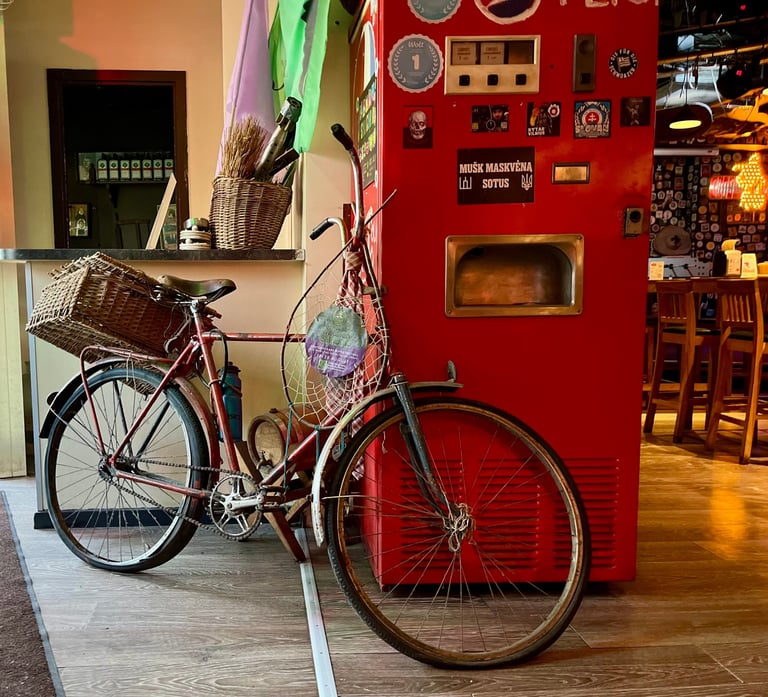 Lithuanian restaurant Snekutis