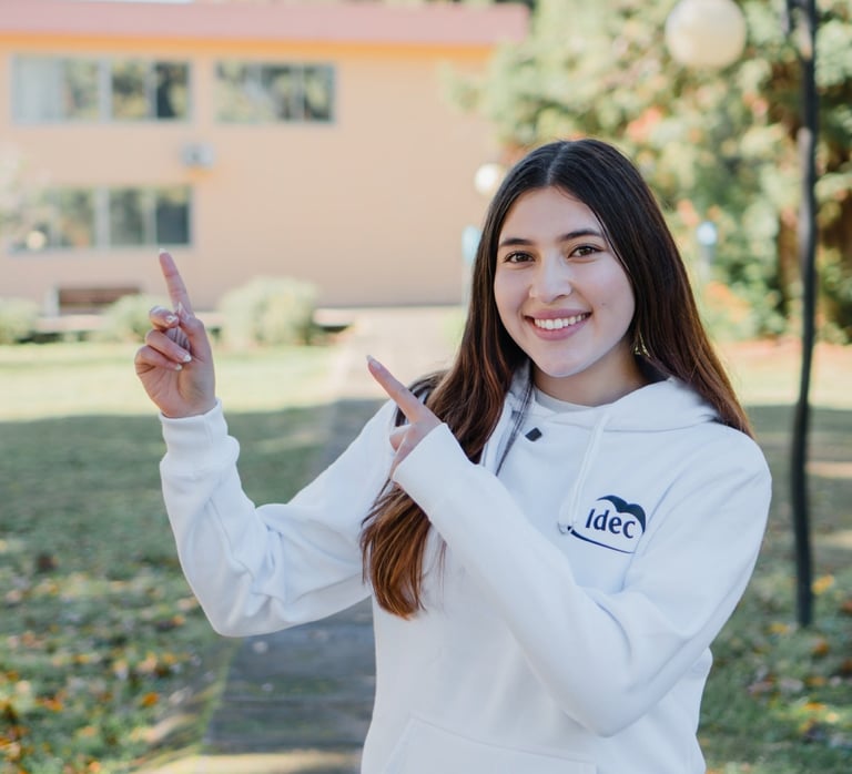 Un consultor solicitando inscribirte en el proyecto mas salud