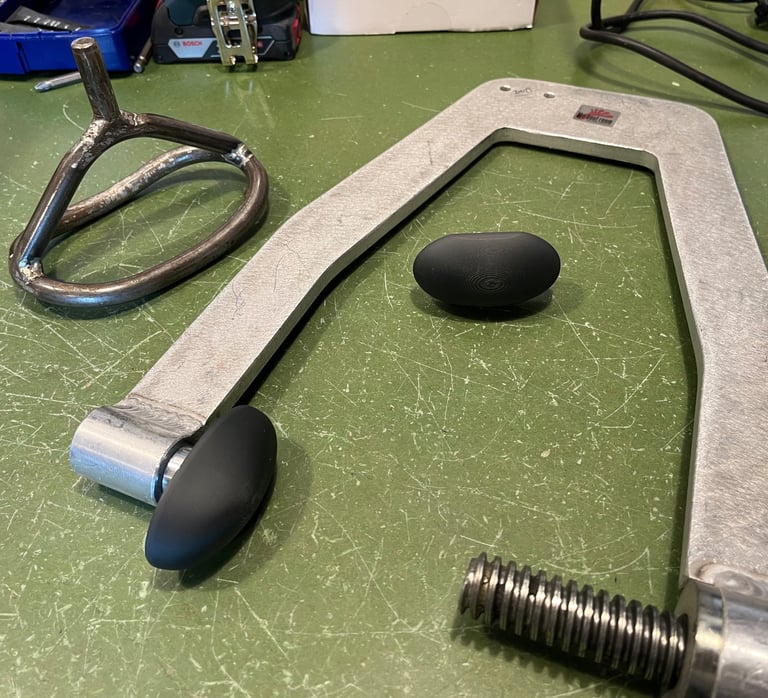 Outils de deformation pour chaussure de ski