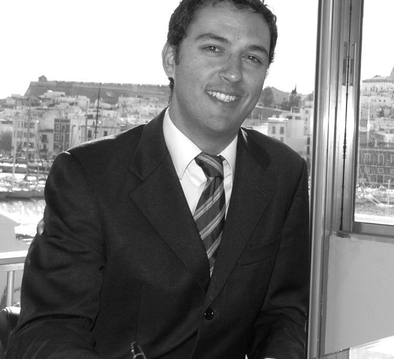 experto penalista paterna