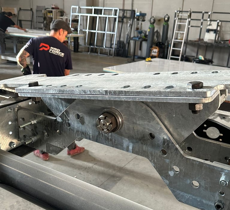 trabajador en un taller