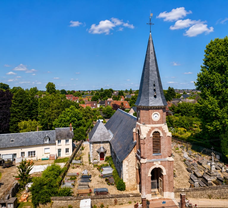 Vue aérienne de l'église Saint-Pierre