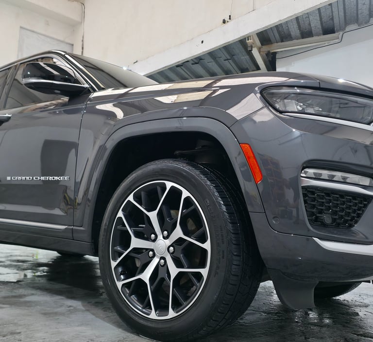 D Cars PRO Detailing Guadalajara, garage especializado en detallado automotriz, corrección de pintura y recubrimientos cerámi