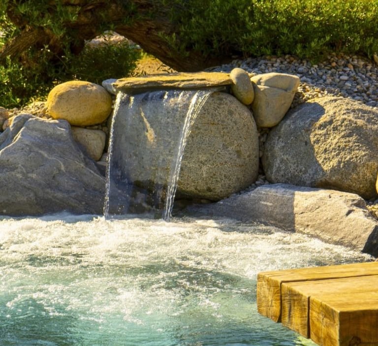 effetto cascata per massaggio schiena