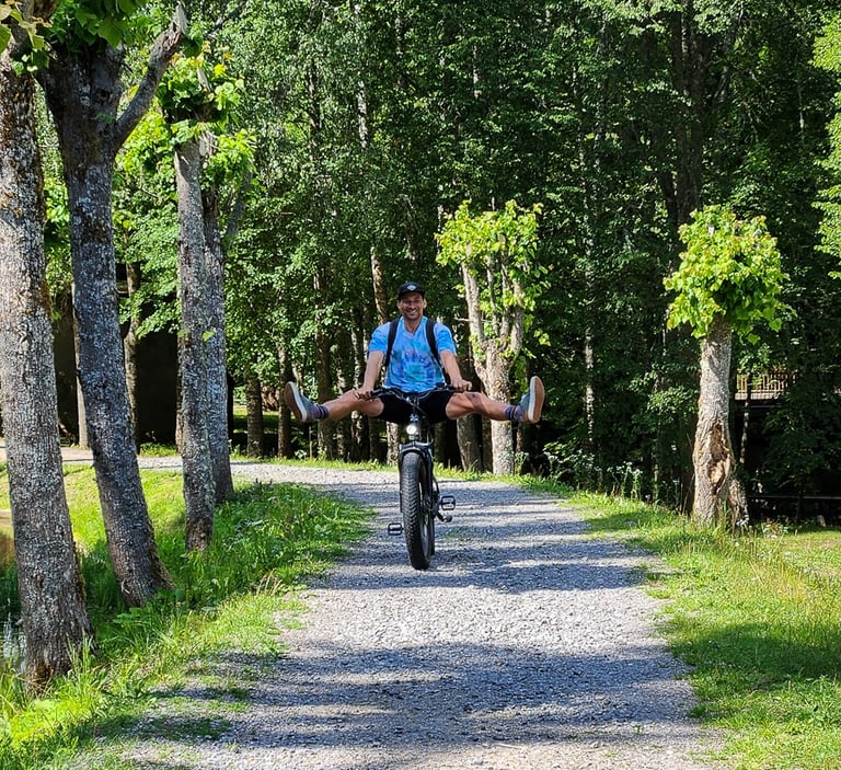 Effortless riding on a gravel paved trail on an electric bike in Ligatne