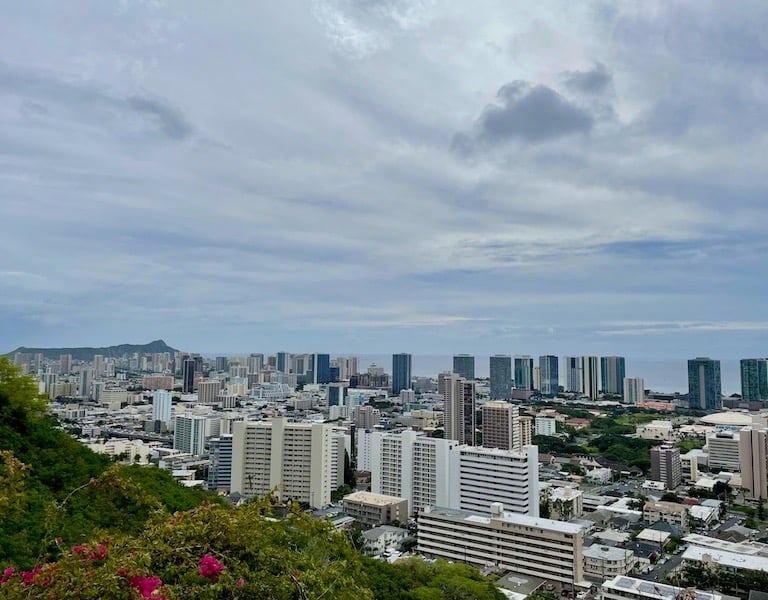 Honolulu Hawai'i Punchbowl Krater Ausblick