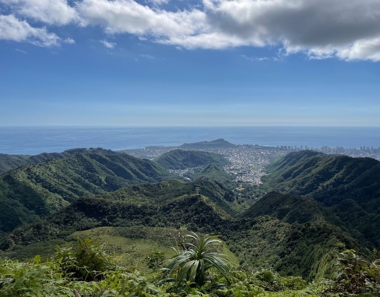 Ka'au Krater Trail O'ahu Hawai'i