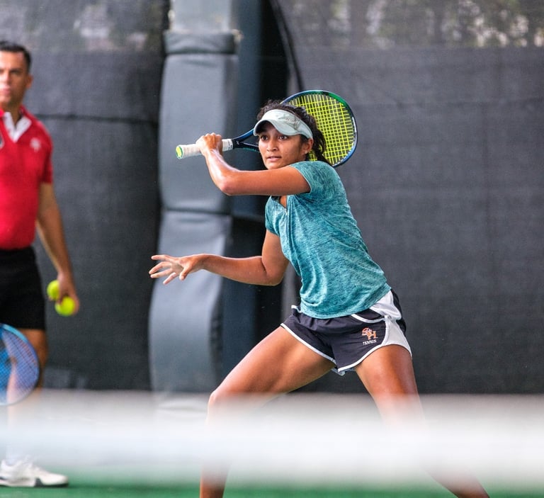 WTA professional player working with Cesar Performance Coach