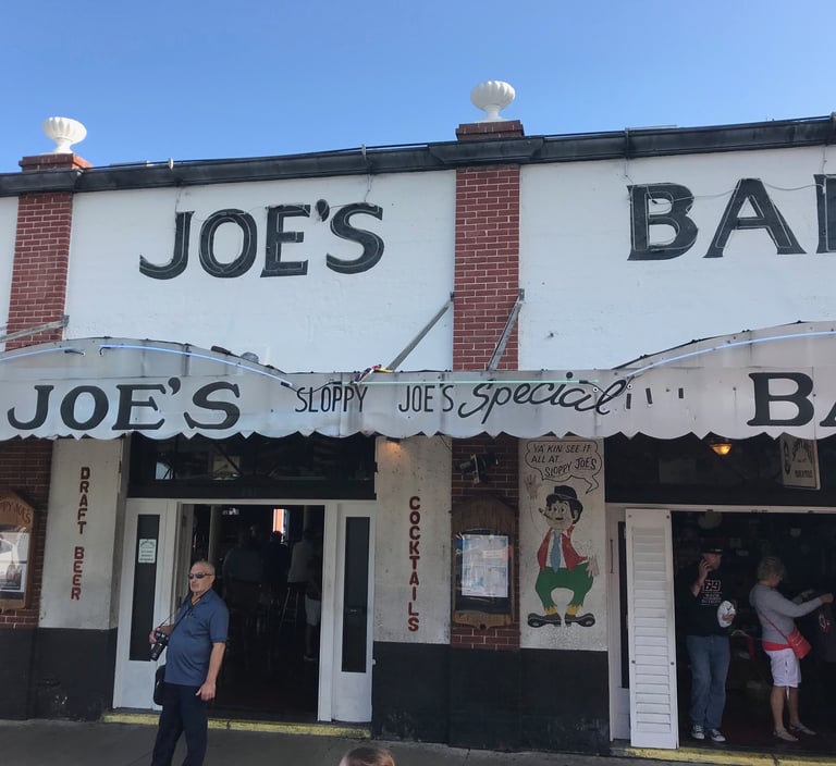 Joes Bar