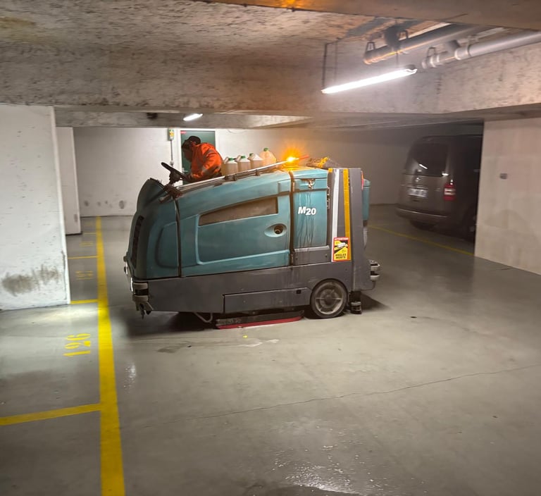 Nettoyage ponctuel de parking et sols en copropriété à Paris
