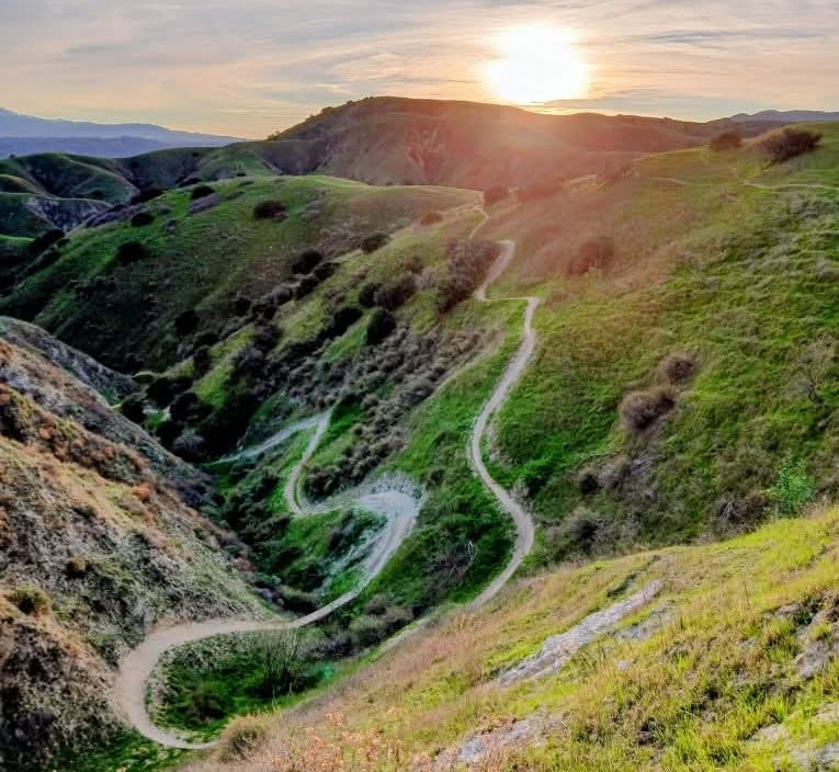winding single track down in a canyon at Hulda Crooks Canyon trails, Pin ball trail