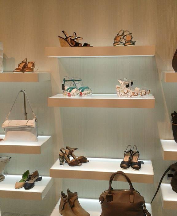 sienu danga juostelemis