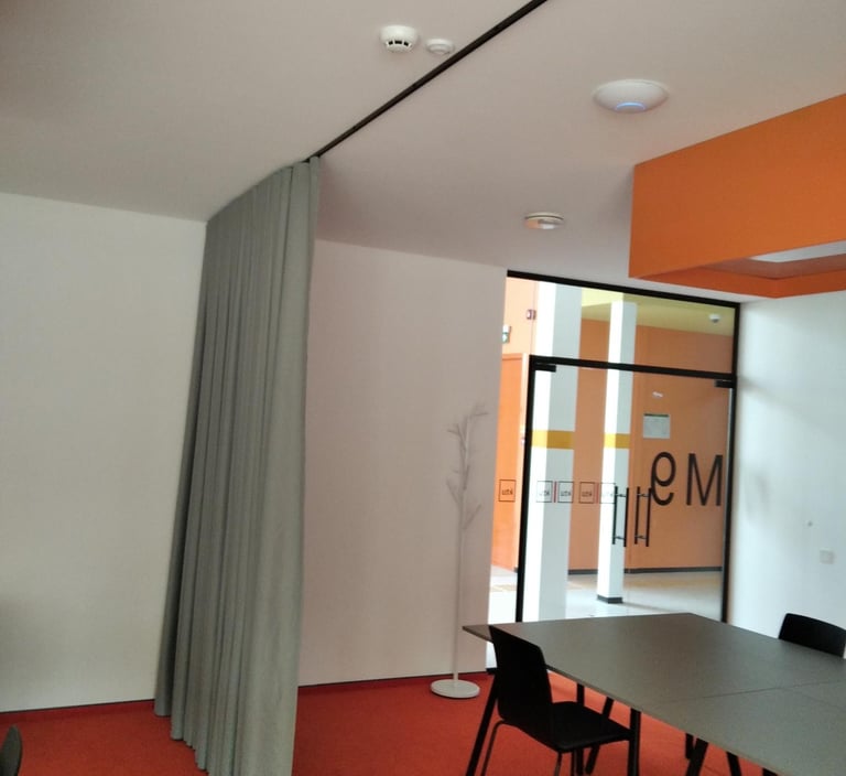 akustiniai sprenidmai biurui