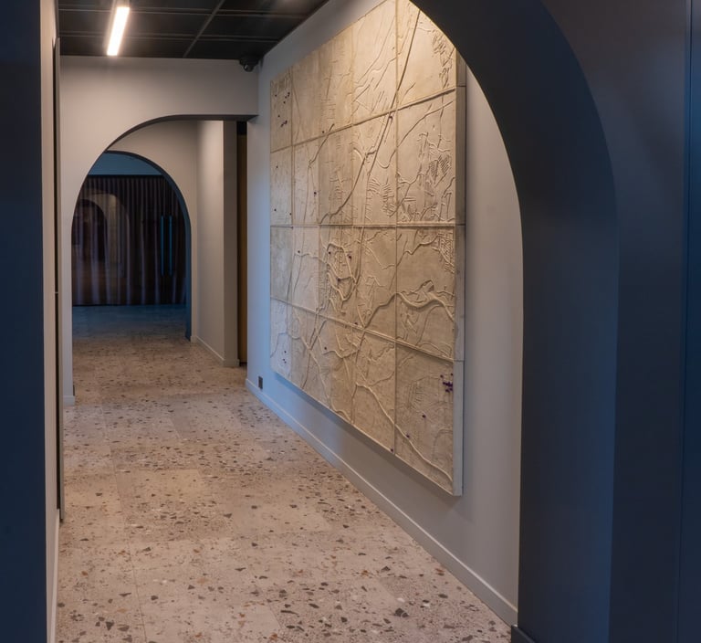 Biuro koridorius su Amtico vinilinėm grindim