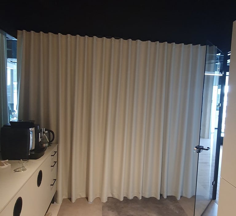 akustines užuolaidos biure