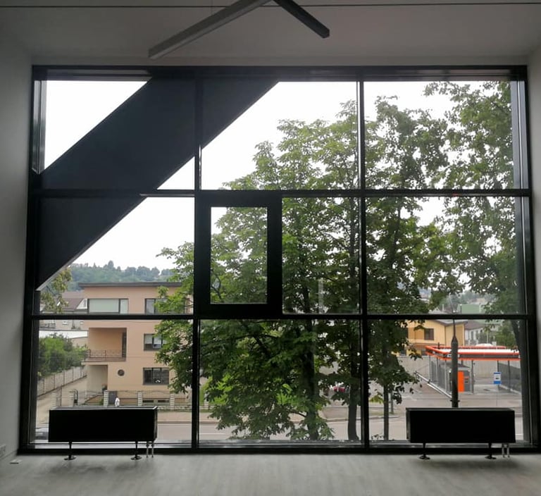 kaip klijuoti vinilines grindis