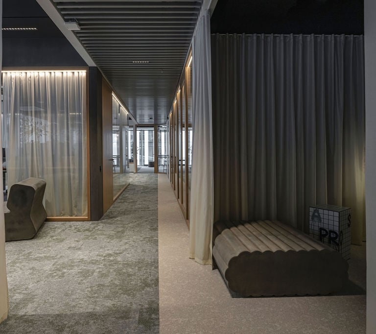 Akustinės užuolaidos biure