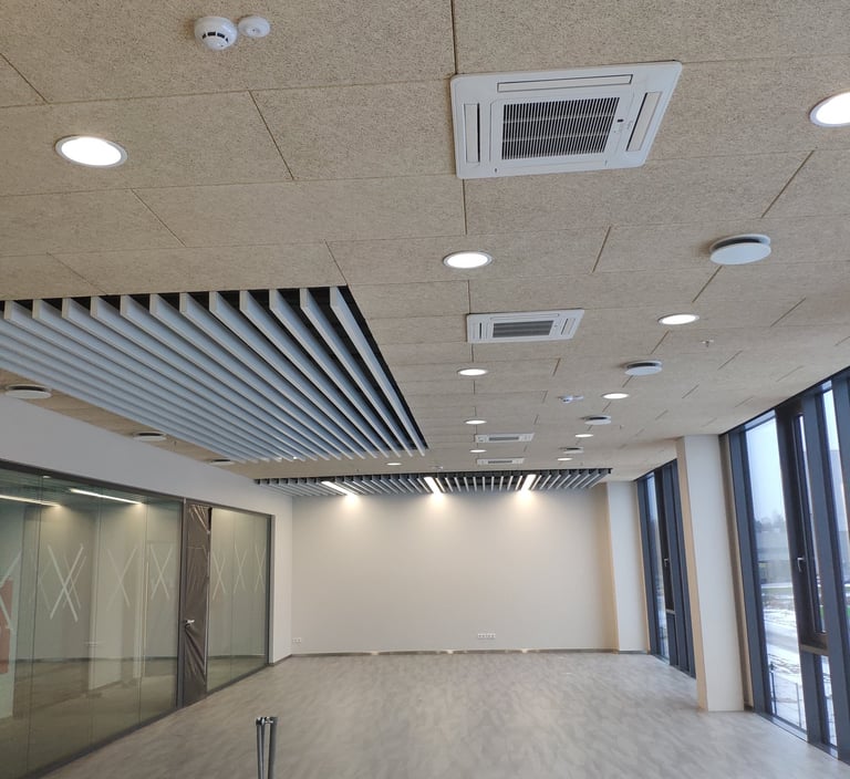 Amtico Spacia grindys biure