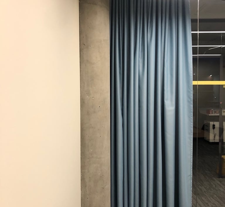 akustines uzuolaidos biure