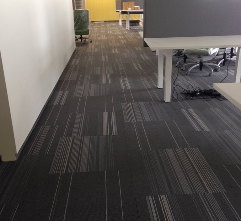 kilimines plyteles biur