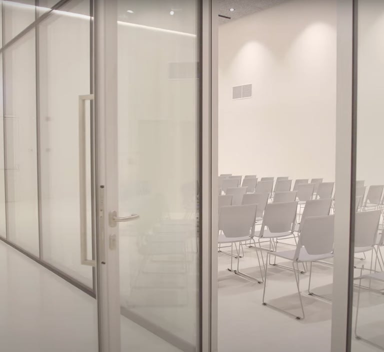 Konferencinės salės akustiniai sprendimai