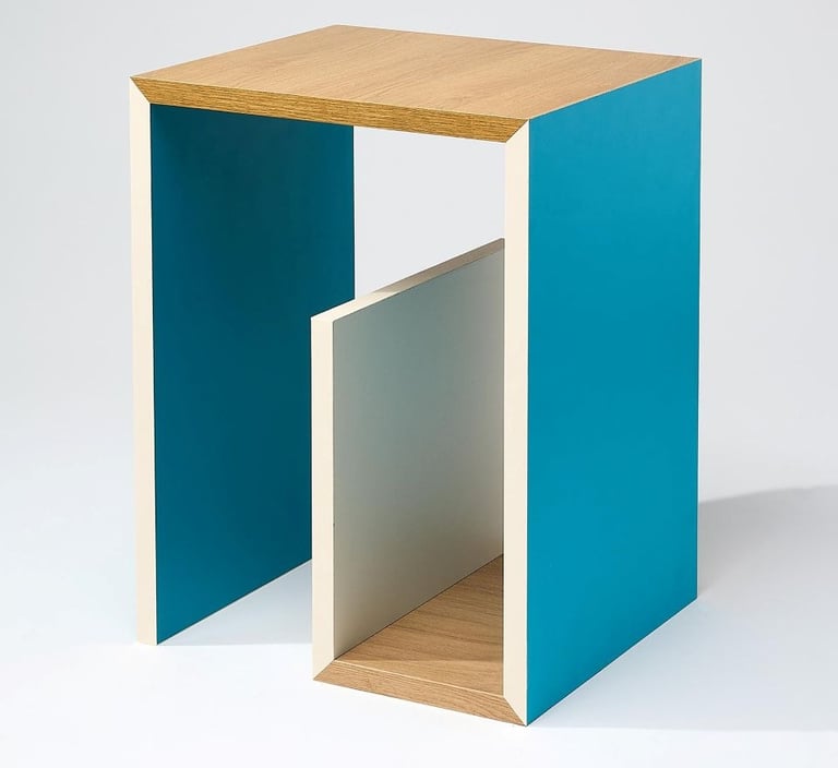 Table de chevet en bois couleur turquoise