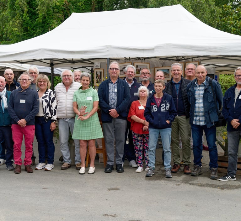 Une partie des membres de l'association le Kiosque à Images lors de Ménil Image 2025