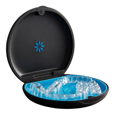 Embalagem Invisalign com alinhadores ortodônticos transparentes — tratamento estético e confortável!