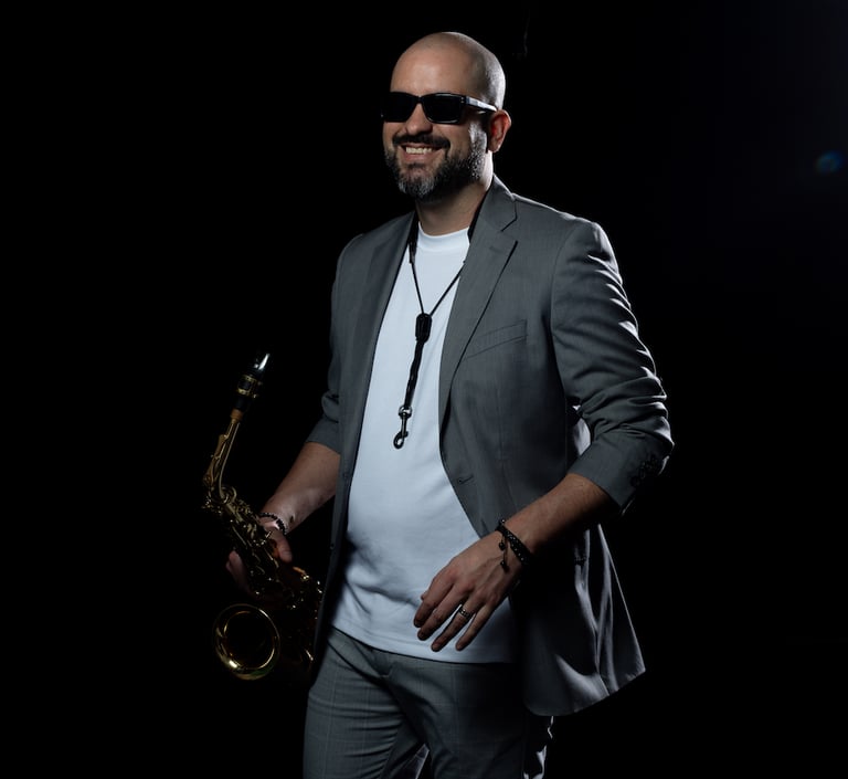 SAXEL Saxofonista para eventos