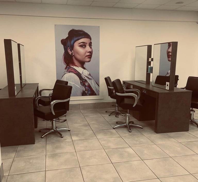 inside ma hair salon in Hull Hessle 