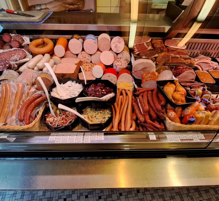 Frische Fleisch-und Wurstware in der Metzgerei Itzel & Keiter