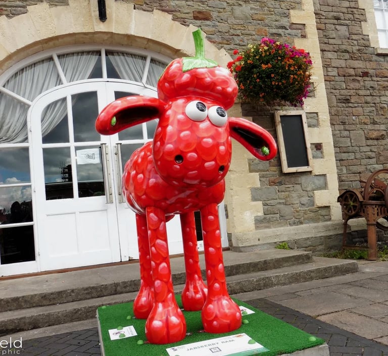 Jarsberry Ram Designer: Simon Tozer Sold for: £16,000