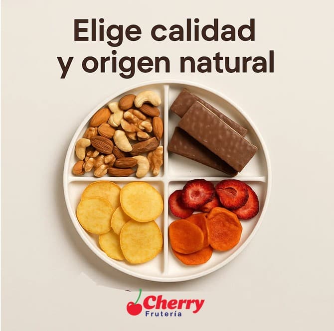 Diferentes snacks saludables en plato