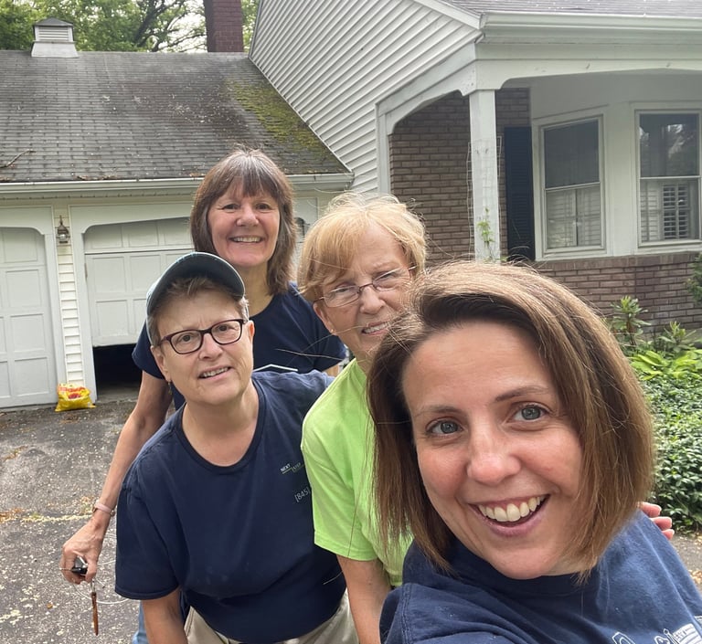 Amy McArdle #management team #move managers