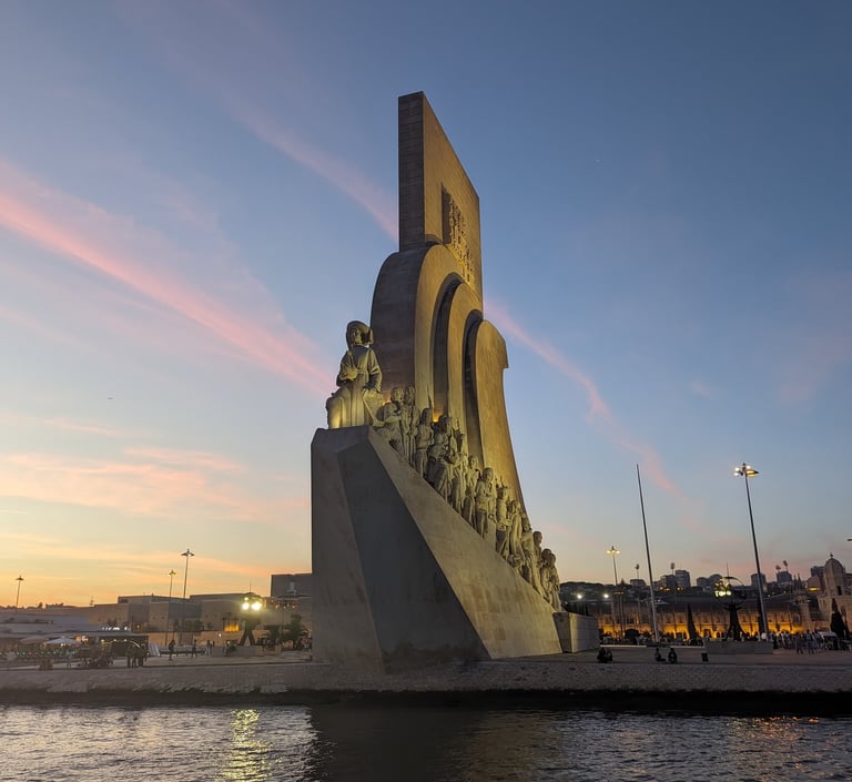 Photo du "Padrão dos Descobrimentos" prise Durant une excursion en bateaux à Lisbonne