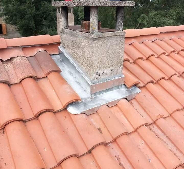 Artisan zingueur Lannemezan, abergement cheminée Tarbes