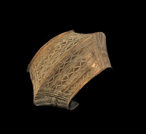 Chevillère. Laiton à la cire perdue. Ø 15,5cm H. 9 cm Niger