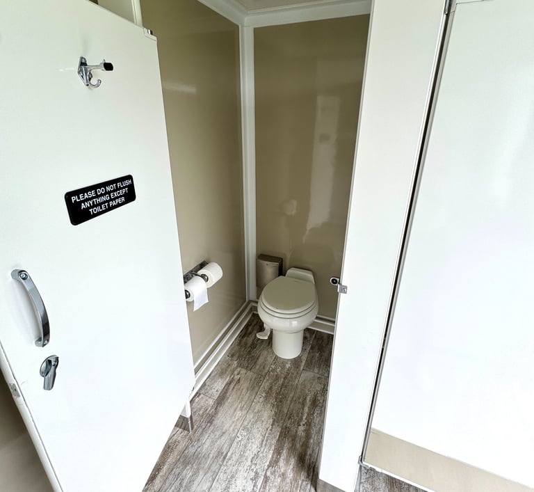 luxury bathroom rental, luxury women's bathroom