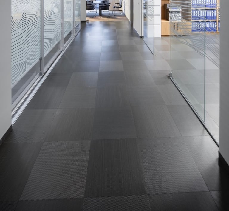 Amtico LVT grindys