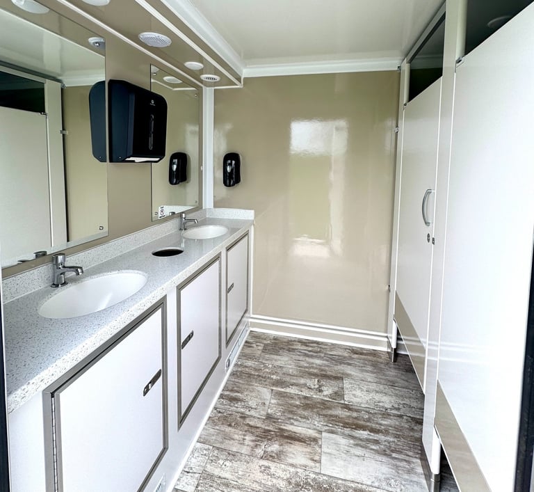 luxury rental bathrooms