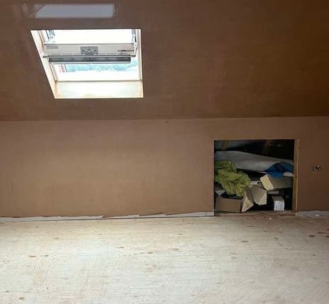nterior wall plastered by Franklins Plastering, ready for painting.
