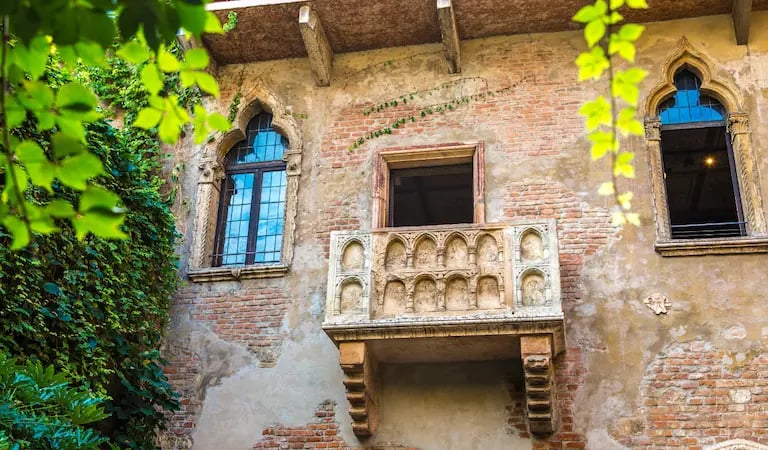 Juliet’s balcony in Verona, iconic spot linked to Shakespeare’s Romeo and Juliet love story