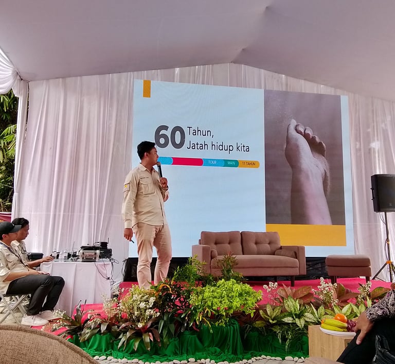 Gathering Alhambra Memorial