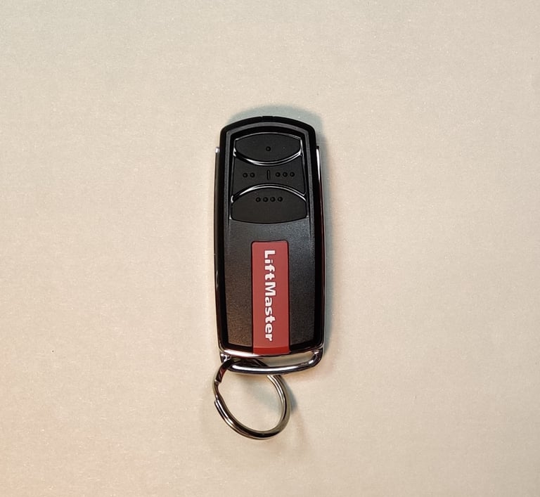 Pultas LiftMaster TX4UNIF Universal 433MHz Remote Control