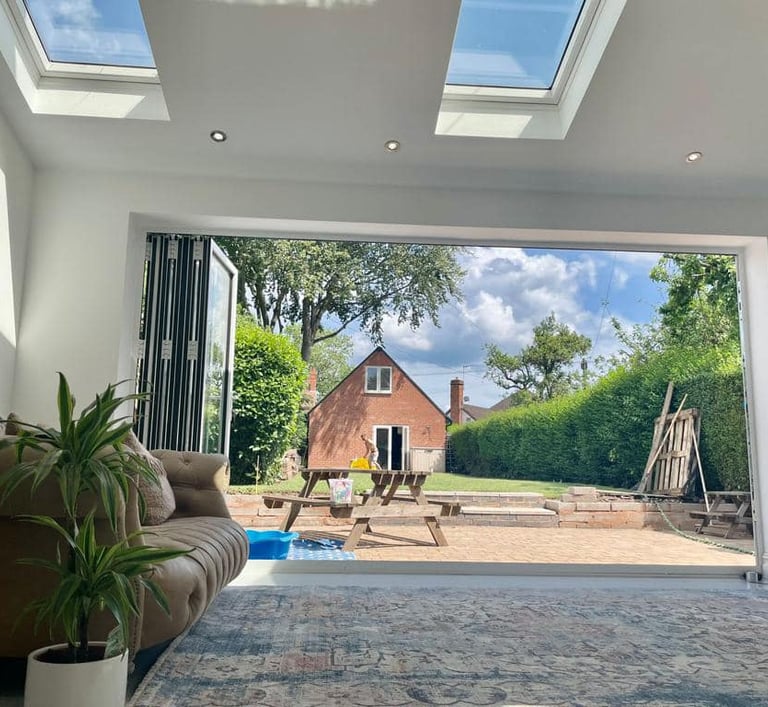Single-storey home extension with skylights in Worcester