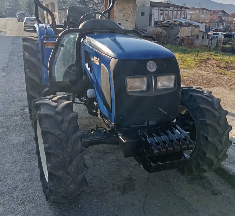 Το τρακτέρ LS N60 σε μπλε χρώμα και σε τέλεια κατάσταση!