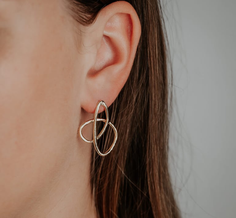 Elegant gold earings by Jeh Jewels - Product Photography